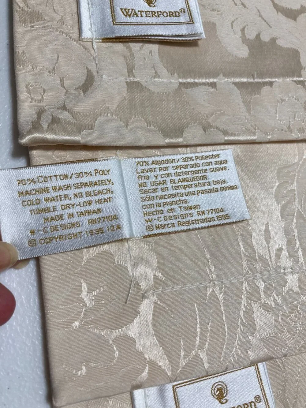 NWOT Vintage Waterford Placemats Damask Barons Court Table Linens Set of 4
